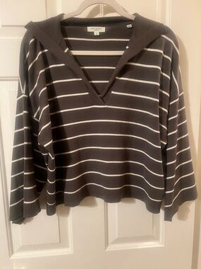Max Studio Striped Olive Green and White V-Neck Cropped Bell Sleeve Top S